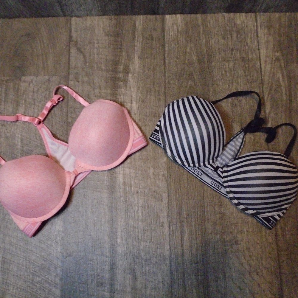 (2) Izod bras 34B